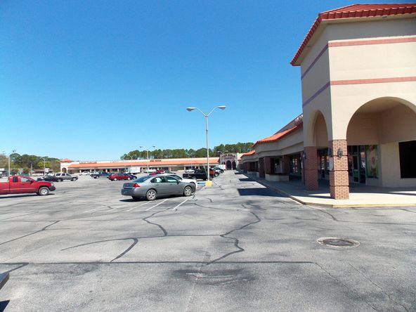 Panama Plaza: 1350 W 15th St, Panama City, FL 32401